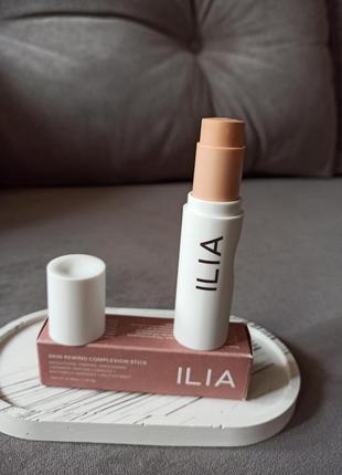 Сток для улучшения цвета кожи ilia skin rewind complexion stick