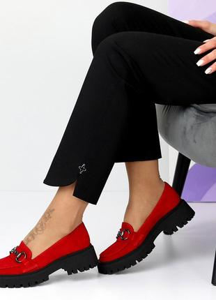Женские замшевые красные лоферы на каблуке весенне осенние туфли натуральная замша весна осень2 фото