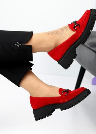 Женские замшевые красные лоферы на каблуке весенне осенние туфли натуральная замша весна осень5 фото