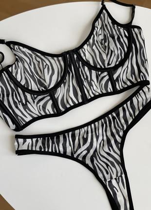 Комплект стильного белья