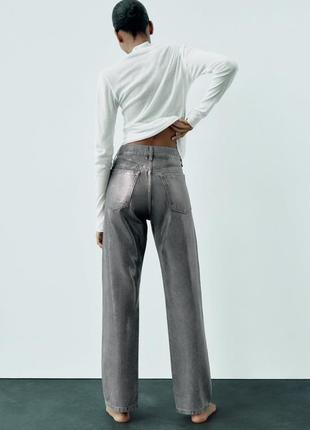 Джинси zara straight mid-rise jeans with foil detail прямі рівні металізовані середня посадка8 фото