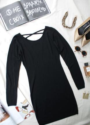 Базовое брендовое черное платье от colloseum