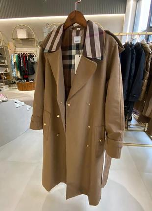 Тренч бренду burberry