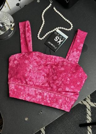 Спортивный топ