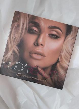 Палетка для обличчя huda beauty