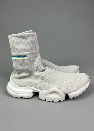Royal reebok sock run r balenciaga style 4000 Shares Workout Routine In Sports Bra