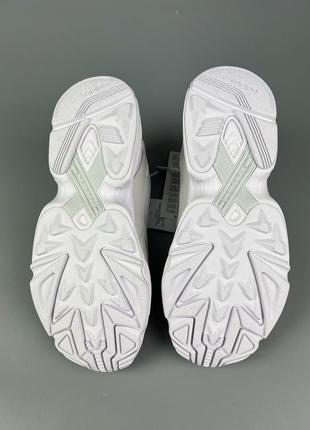 Фірмові кросівки adidas falcon6 фото