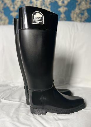 Резиновые сапоги