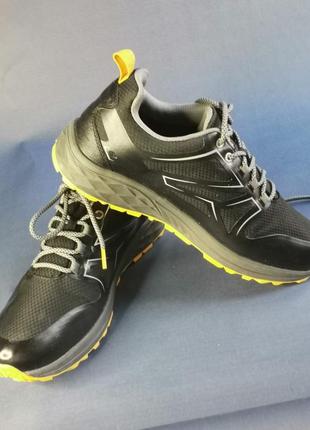 Мега модные  кроссовки для трекингу jack wolfskin 5