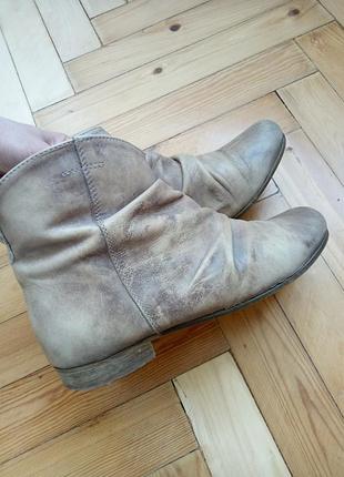 Жіночі ботікни / 37 розмір