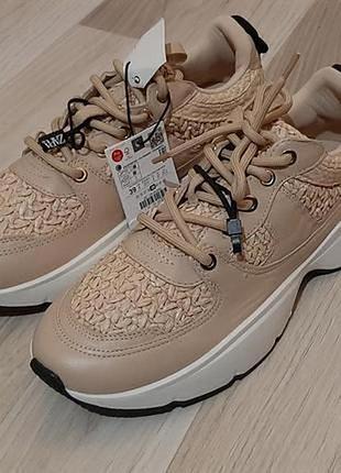 Кроссовки кожаные zara.