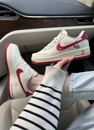 Кросівки жіночі / чоловічі бежеві / вишневі з шкіри nike air force 1 low cherry