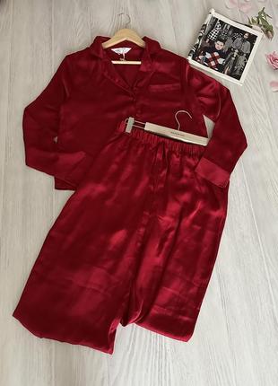 Красивый костюм в пижамном стиле primark