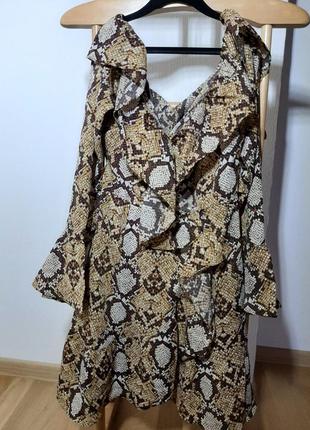 Платье со змеиным принтом 5