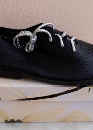 Ботинки весенние женские 39 размер,новые