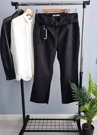 Черные классические брюки