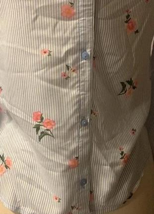 Ніжна блуза з квітковим принтом2 фото