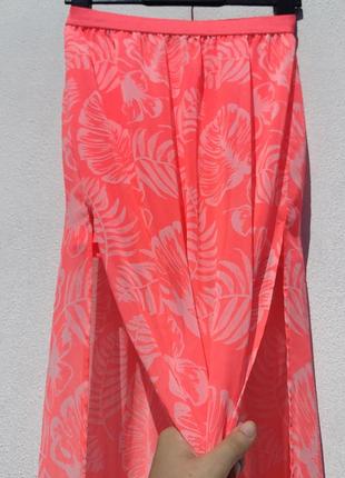 Яркая гелевая розовая юбка с высокими разрезами h&m3 фото
