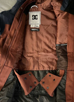 Сноуборд куртка dc liberate 15k insulated розмір m5 фото