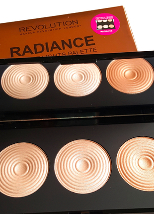 Палетка хайлайтеров makeup revolution rediance 3 rediant lights highlighters, 3 відтінку