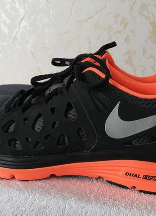 Nike dual fusion   на 29,5 см оригинал