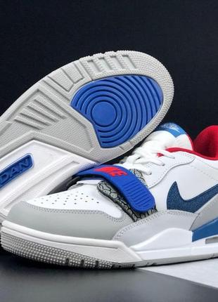 Чоловічі кросівки  nike jordan legacy 312 low  білі з сірим\сині