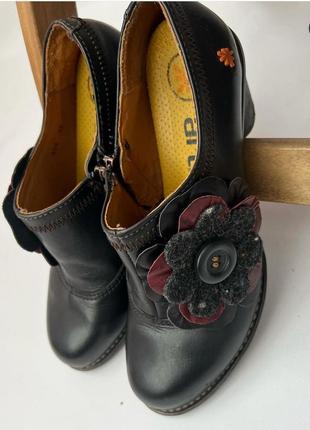 Шкіряні, м'які черевички від італійського бренда, бартопедична устілка 25.5 см4 фото