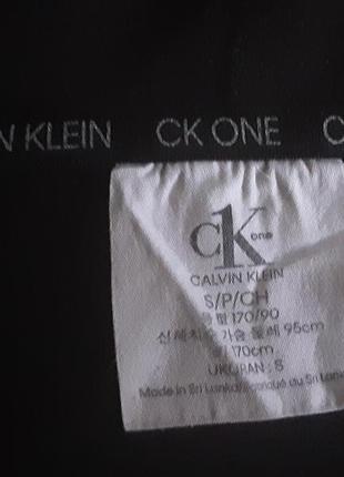 Худі calvin klein s 44-46 з капюшоном оригінал3 фото