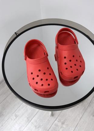 Яркие классические кроксы crocs5 фото