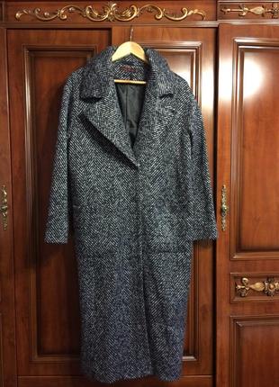Демісезонне пальто принт ялинка нове