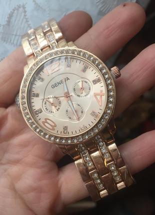 Часы женские наручные цвета розового золота годинник3 фото