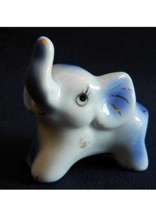 Статуетка порцеляна слоненя біла, синій