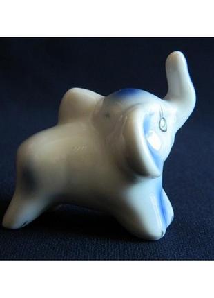 Статуетка порцеляна слоненя біла, синій
