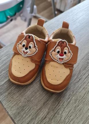 Дитячі кросівки sinsay chip&dale