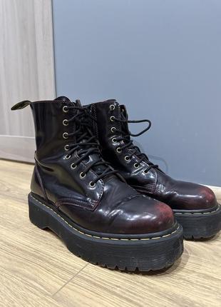 Ботинки dr martens  лаковые оригинал