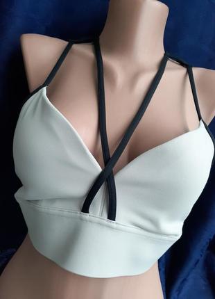 Strappy and stylish sports bra спортивный бюстгальтер топ бюстик тонкие бретели портупея для занятий йоги фитнеса4 фото