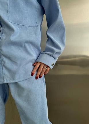 Костюм вельветовый свободного кроя, рубашка оверсайз и брюки на резинке малиновый голубой очень стильный и удобный8 фото