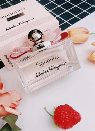 Salvatore ferragamo signorina

100 мл