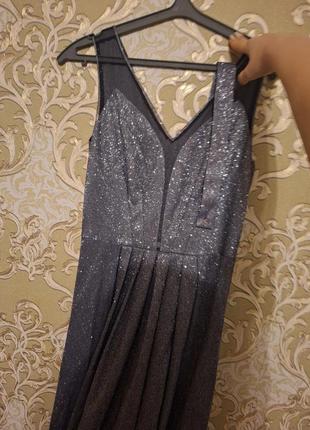 Випускна сукня