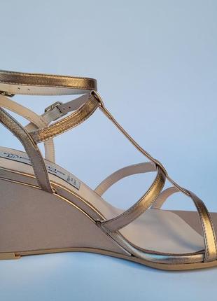Босоножки женские кожаные prada (04) 37,38р.3 фото