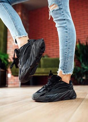 Кроссовки adidas yeezy boost 700 v2 black