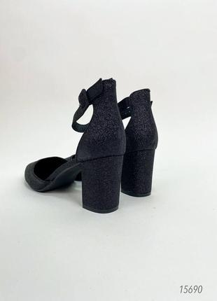 Жіночі туфлі з гліттером8 фото