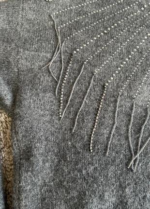 Серый свитер zara