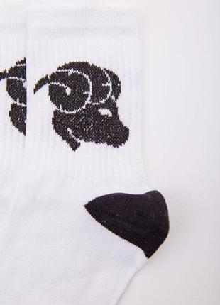 Білі жіночі шкарпетки з малюнком 172r9162 фото