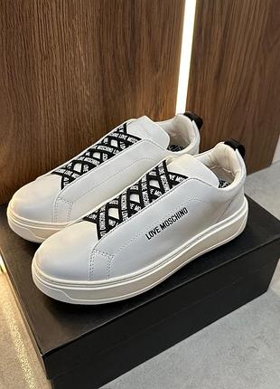 Кросівки love moschino