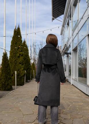 Стильное женское демисезонное классическое пальто с поясом5 фото