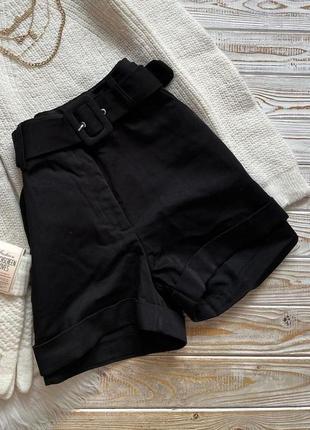 Стильні класичні шорти на високій посадці розмір с