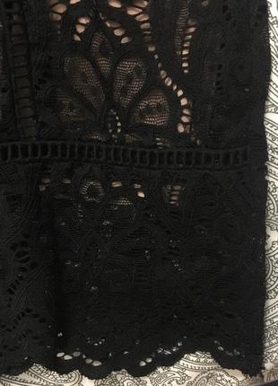 Платье topshop черное/нюдовое кружевное на бретелях3 фото