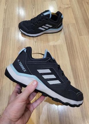 Кроссовки adidas terrex