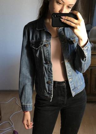 Джинсовка, джинсовая куртка8 фото